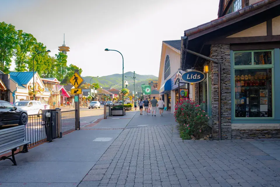 Local Landmarks in Brentwood in Brentwood
